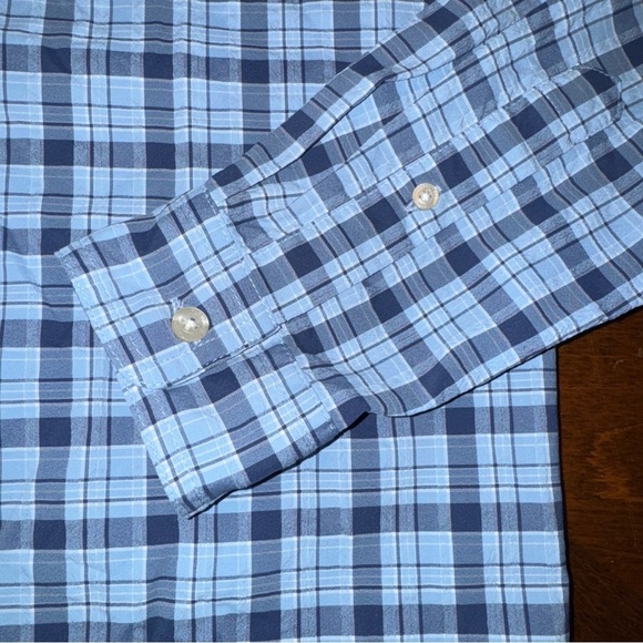 Vineyard Vines Performance Harbor Shirt Boys Kids Sz 16 Large Blue Plaid Fishing - Picture 3 of 9